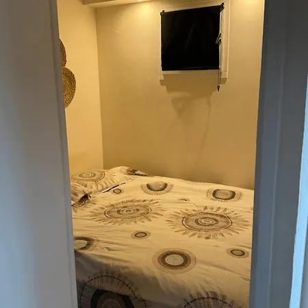 Apartment Dernier Etage Avec Garage, Piscines Et Tennis *